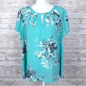Torrid Cutout Top Sz 1X Floral Short Sleeved 65